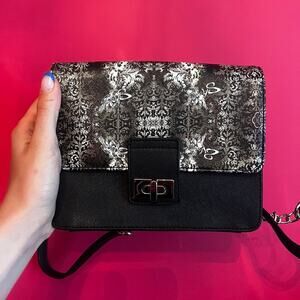 Vintage Y2K Sharif Crossbody Bag